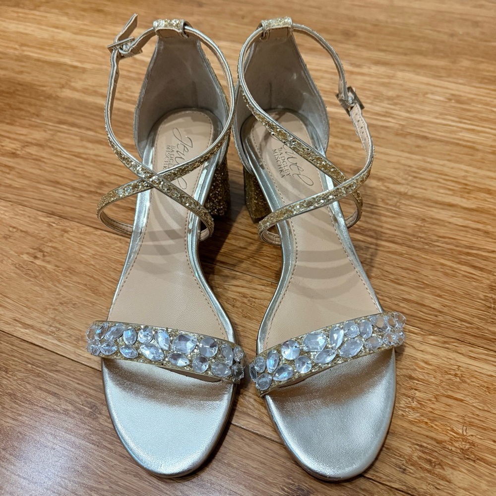 Jewel Badgley Mischka Gold Crystal Embellished Heels - Size 6.5